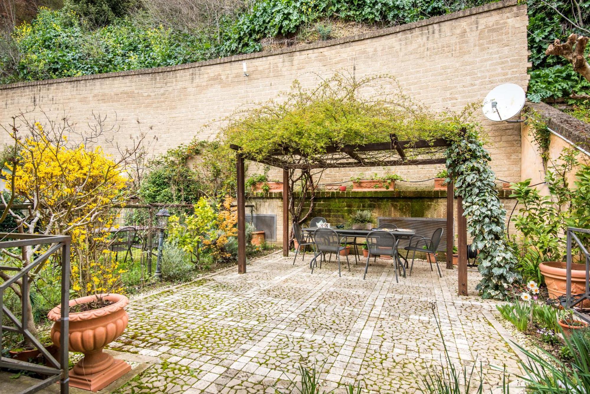 Villa Secret Garden Siena Exterior foto